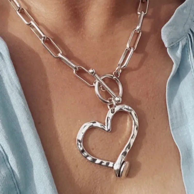 Women's Fashion Punk Big Love Heart Pendant Choker Necklace