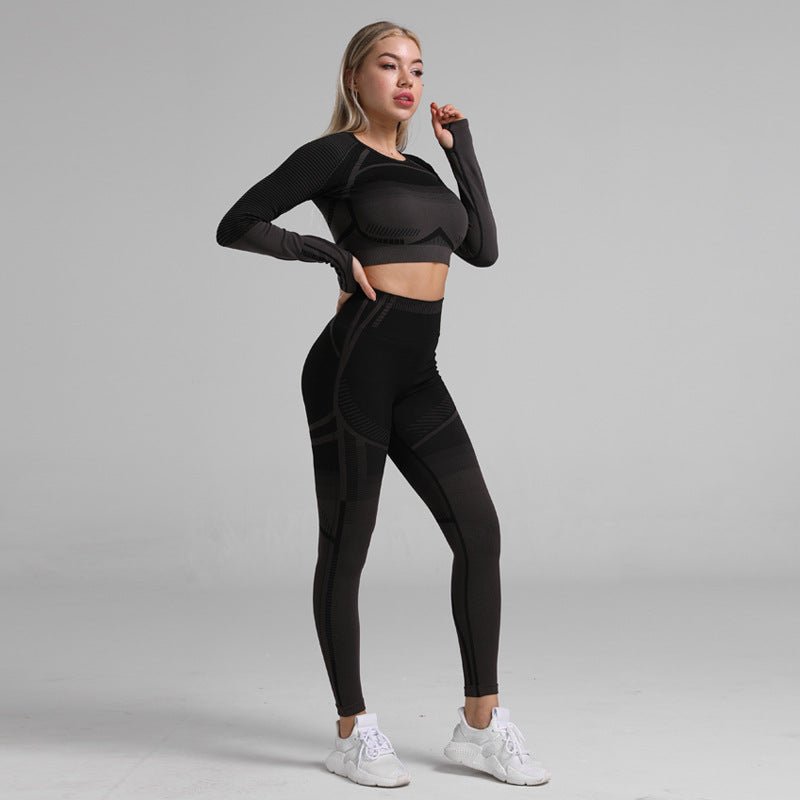 Women Tight Sports Gym Outfit With Striped Pattern Nylon Blend For Running And Fitness - Muliva